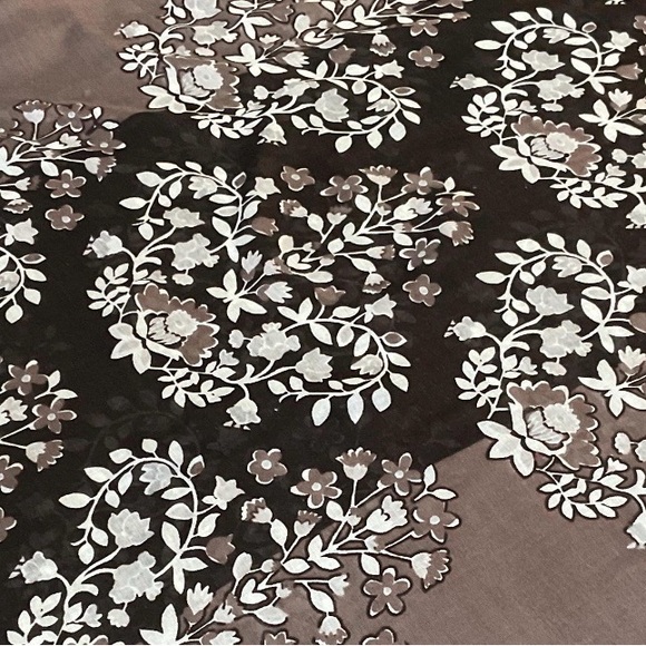 Vera Bradley Floral Scarf in Brown and White with fringe - Picture 10 of 10